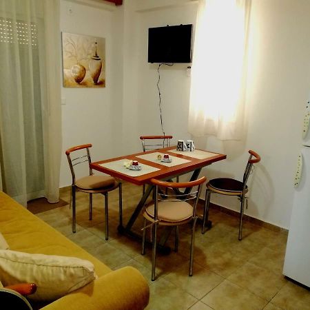 Kalamata Downtown Apartment Dış mekan fotoğraf