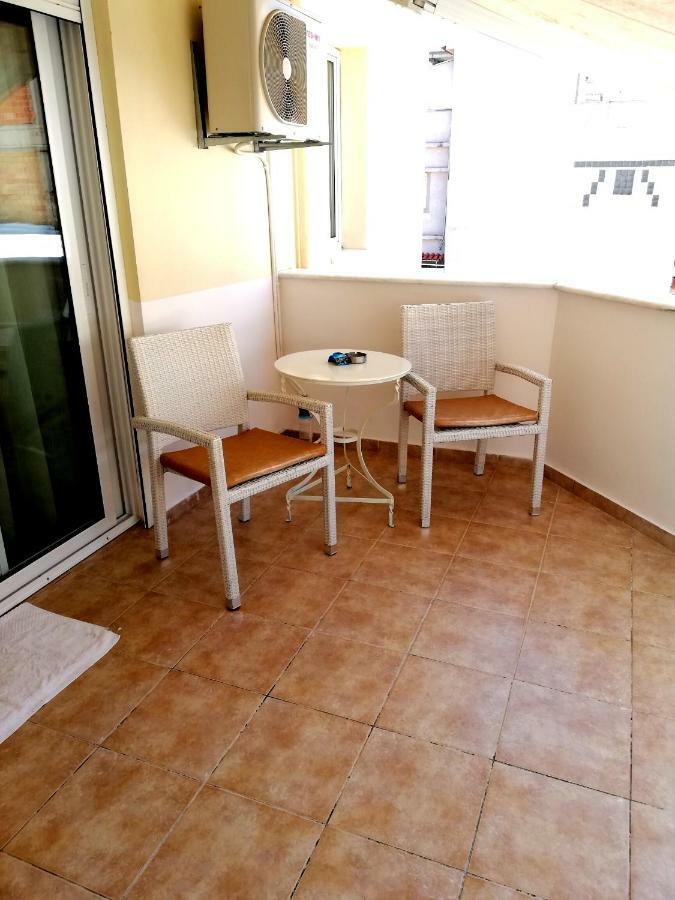 Kalamata Downtown Apartment Dış mekan fotoğraf